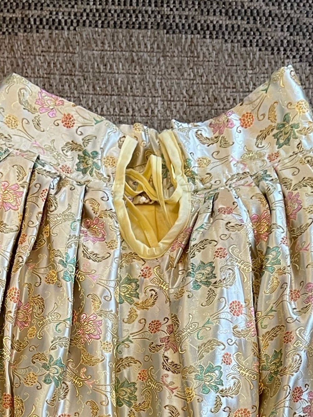 vintage brocade jacquard midi skirt floral pattern with metallic thread accents - Picture 12 of 16